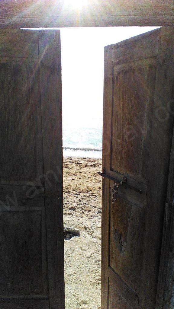 حیاط بوم گردی شنیوب: ساحل خلیج فارس